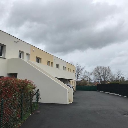 Appartement Numero 4 Ou Numero 8 Savigne-l'Eveque Eksteriør bilde