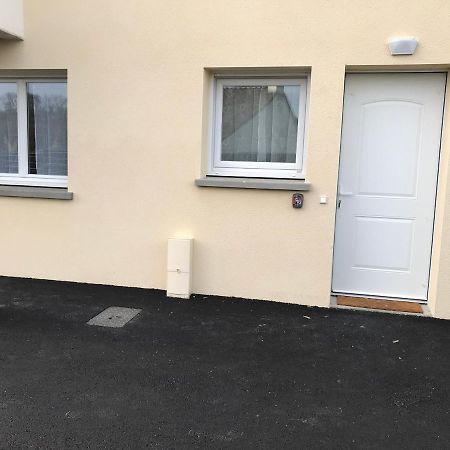 Appartement Numero 4 Ou Numero 8 Savigne-l'Eveque Eksteriør bilde