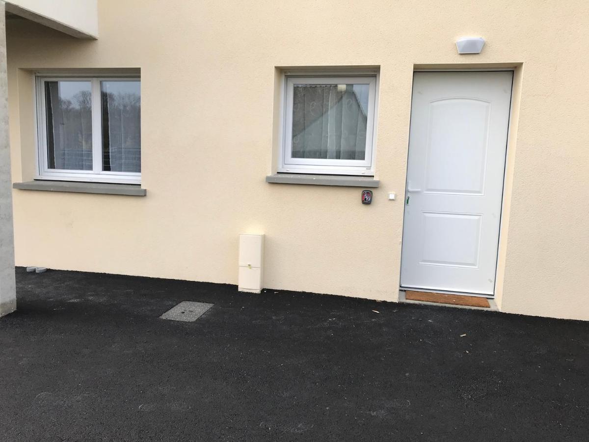 Appartement Numero 4 Ou Numero 8 Savigne-l'Eveque Eksteriør bilde