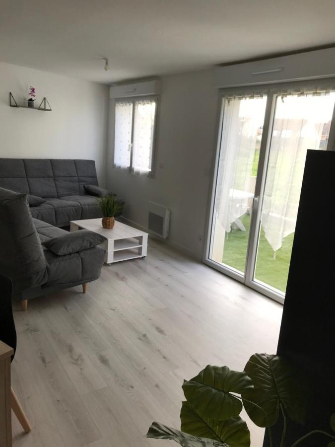 Appartement Numero 4 Ou Numero 8 Savigne-l'Eveque Eksteriør bilde