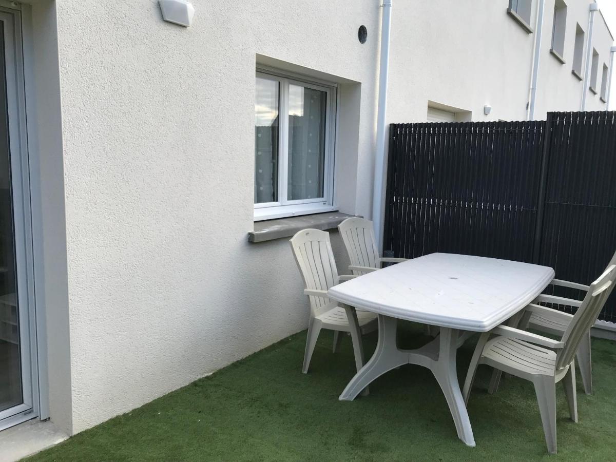Appartement Numero 4 Ou Numero 8 Savigne-l'Eveque Eksteriør bilde